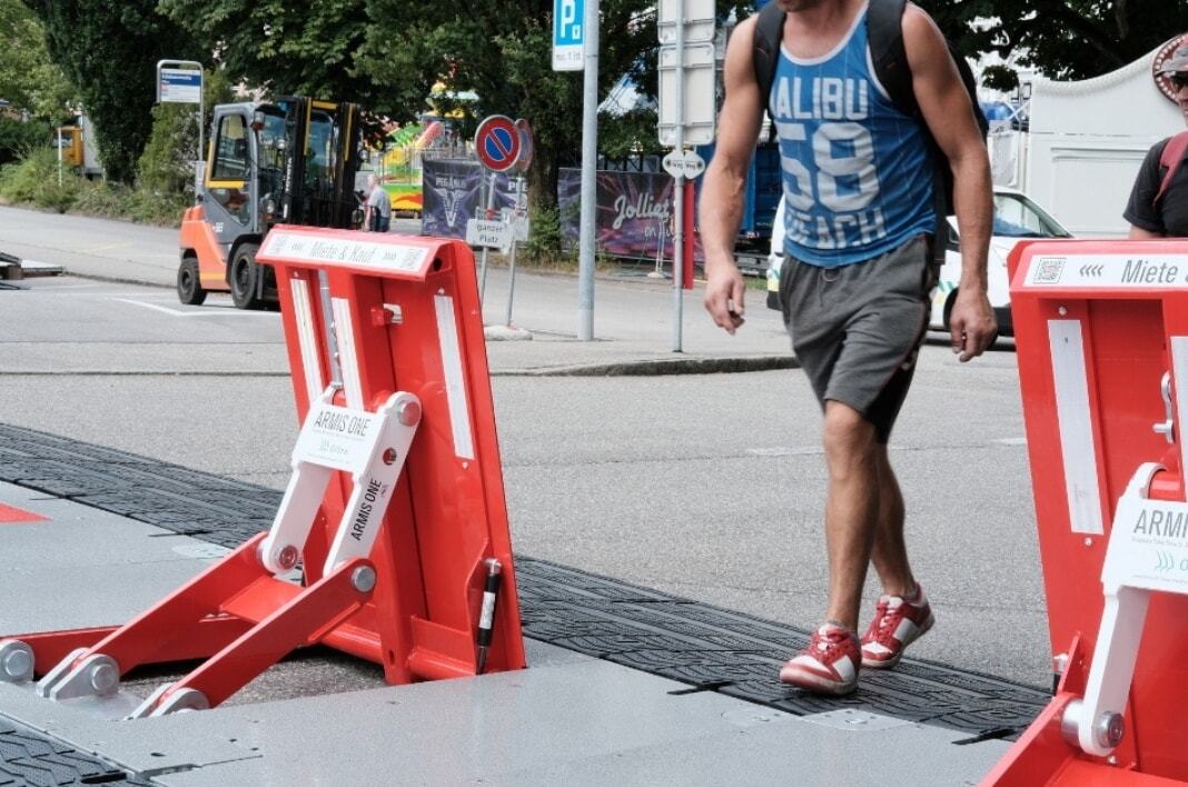 Mobile Strassensperre Armis One Consel Group