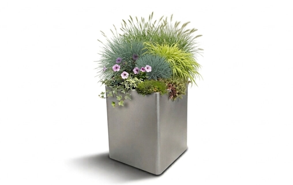 Planter Pflanzgefaess Quadratisch Als Schuetzendes Stadtmobilar
