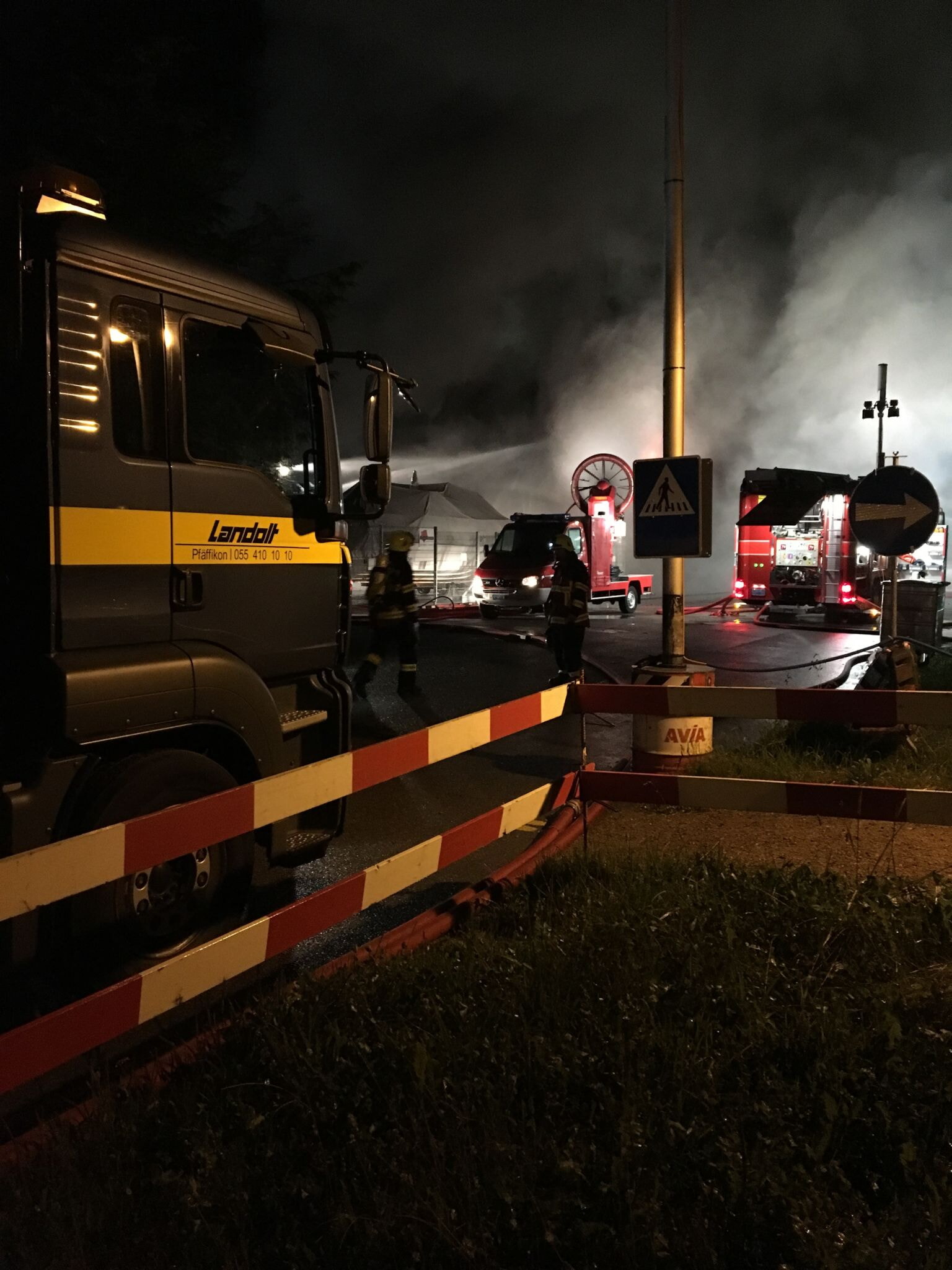 Spuel Saugwagen By Night