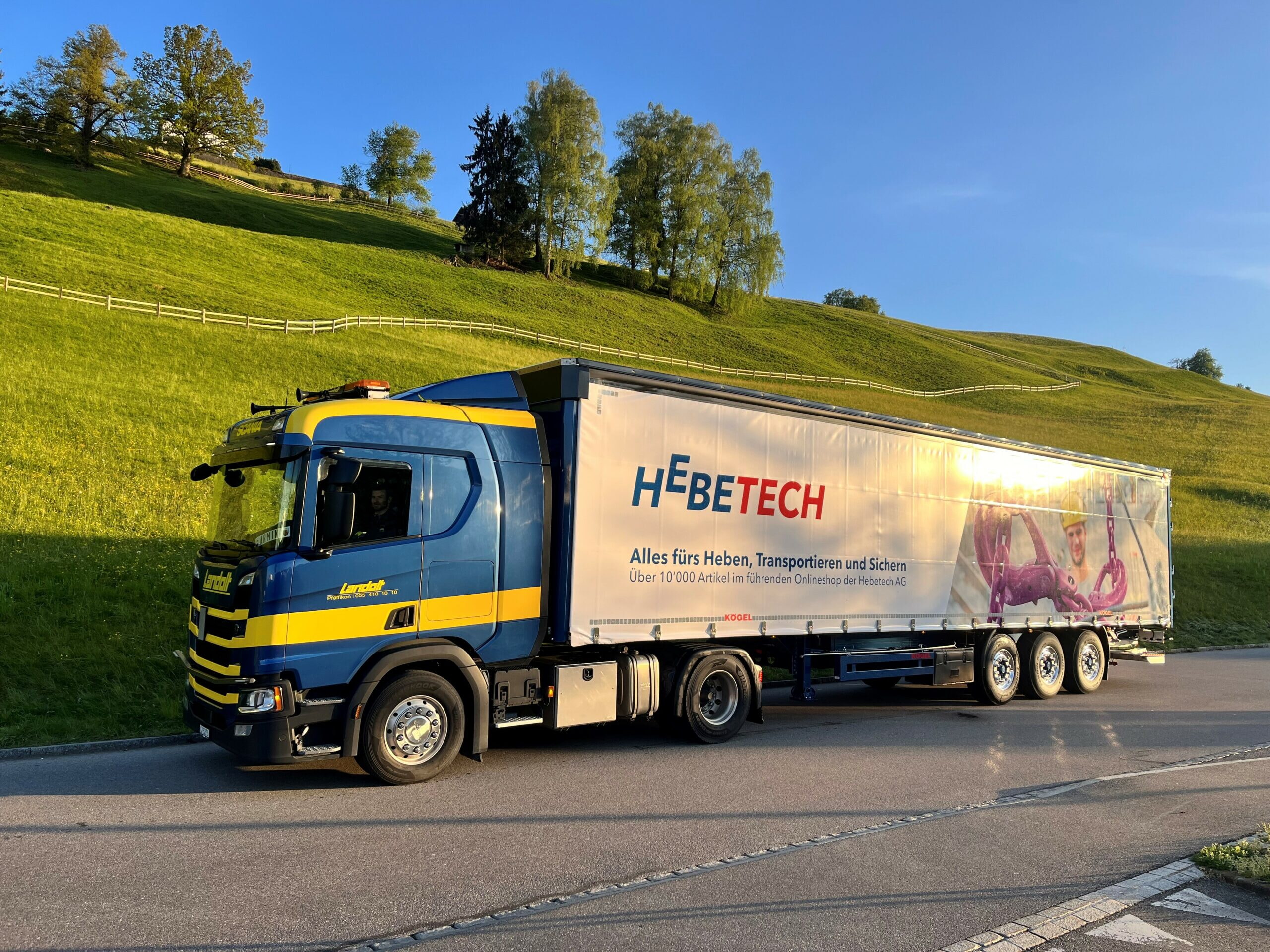 Sattelschlepper Hebetech