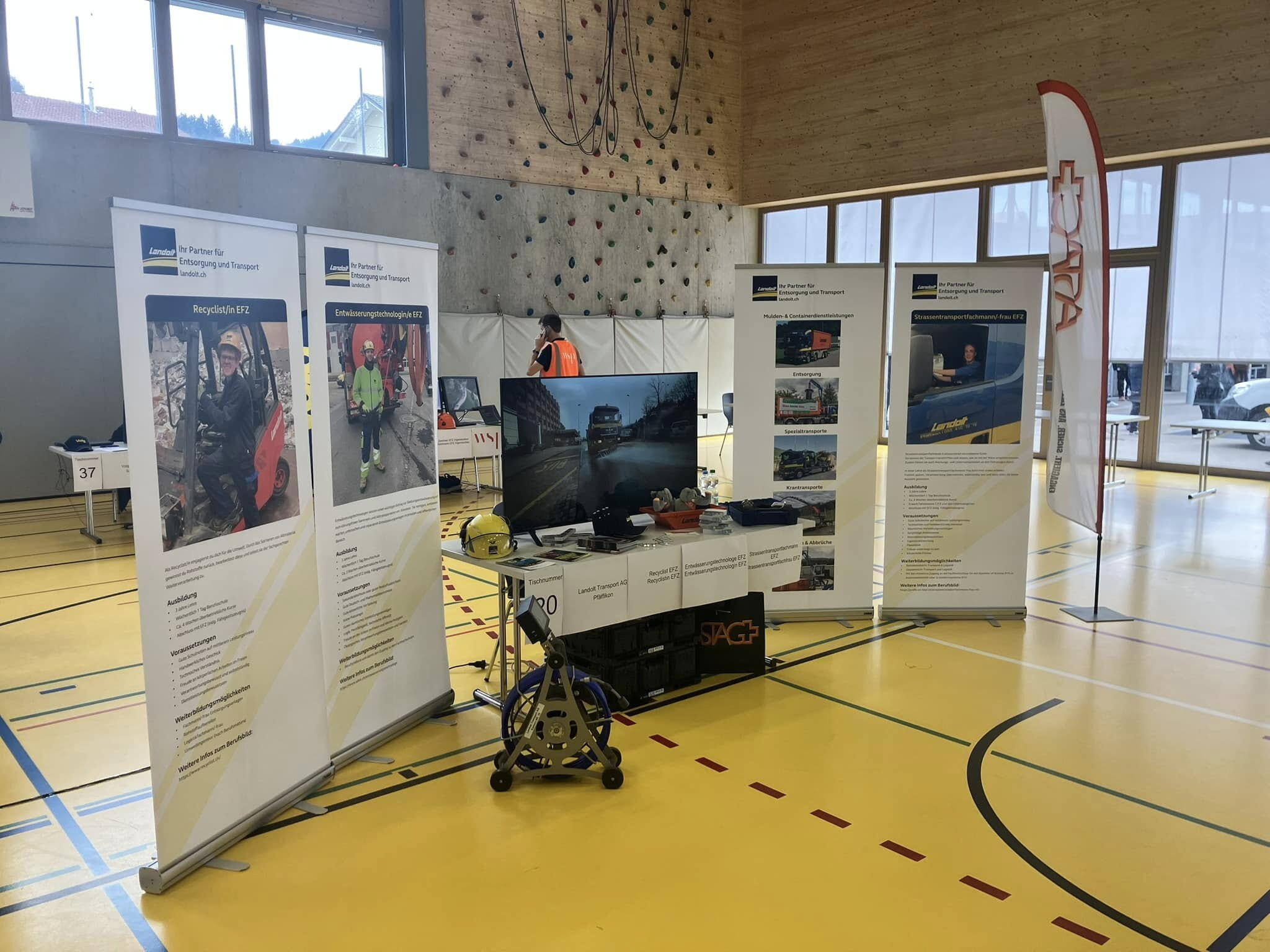 Messestand Lehrstellenmarkt Rothenthurm (1)