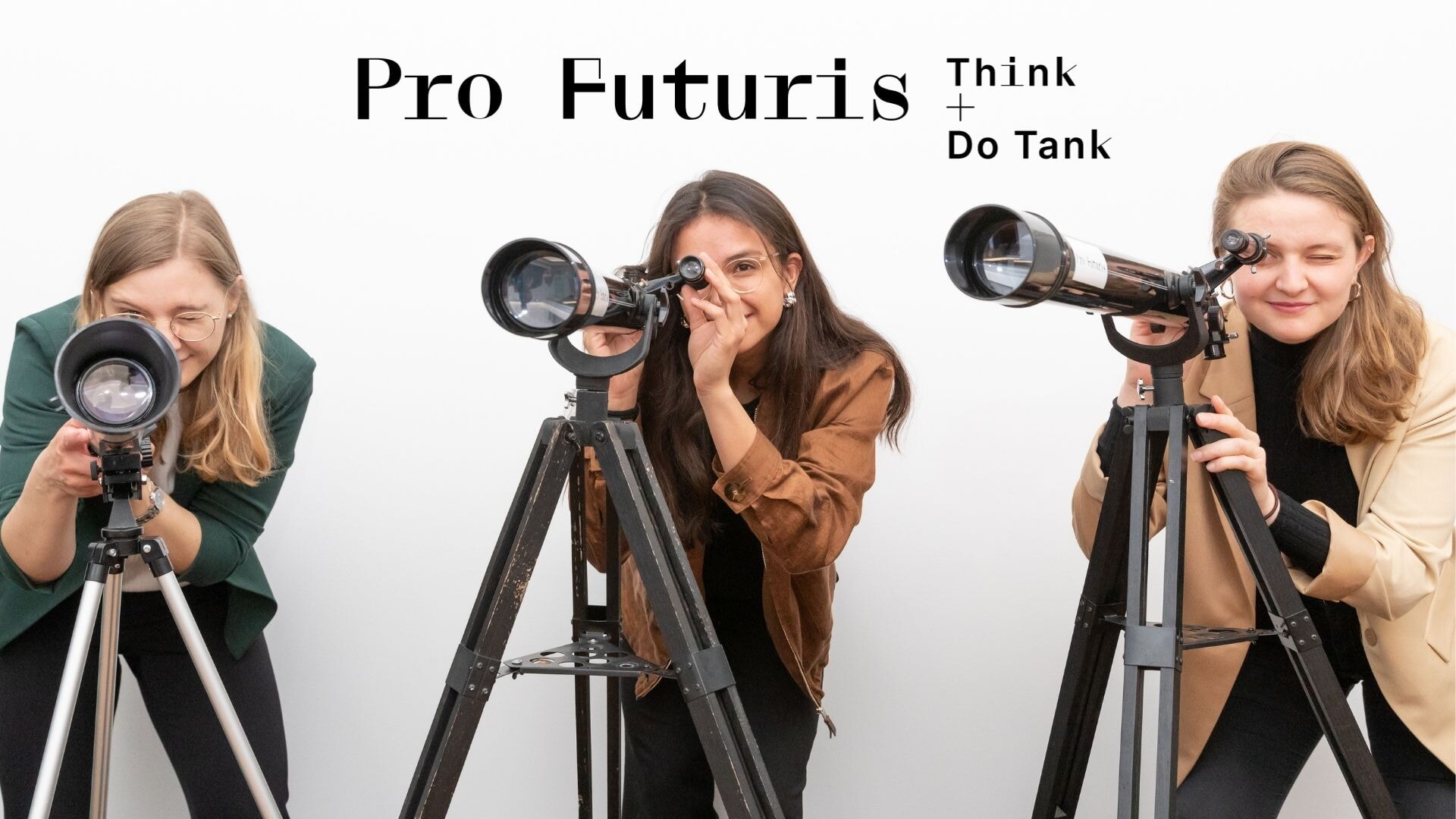 ProFuturis Fernrohre Logo 16 9